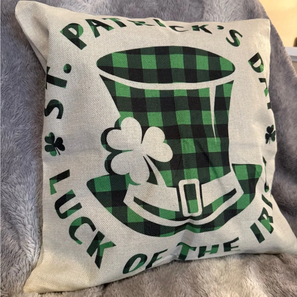 St. Patrick's Day Green Plaid Pillow Cover
